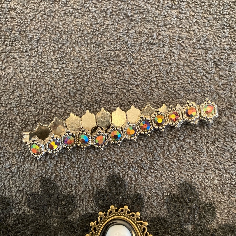 Bracelets - Picture 2 of 2